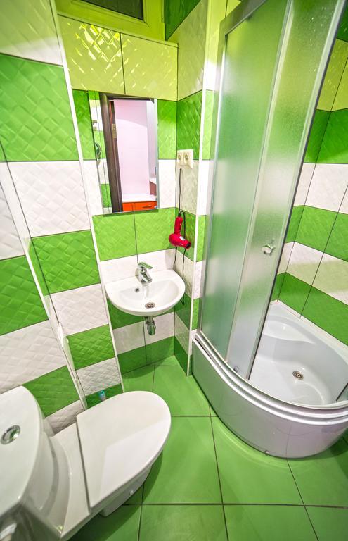 Apartment On Rappoporta 7B - 2 利沃夫 外观 照片